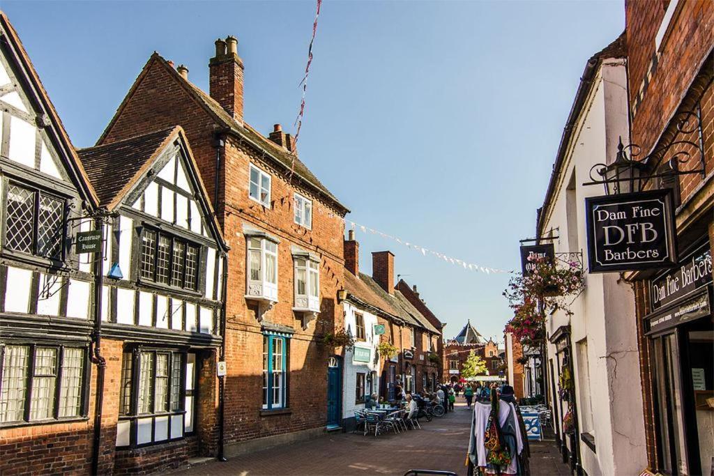 Cosy Lichfield Apartment エクステリア 写真